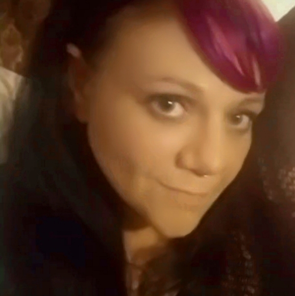 Meet your Posher, Amanda - Picture 16 of 16